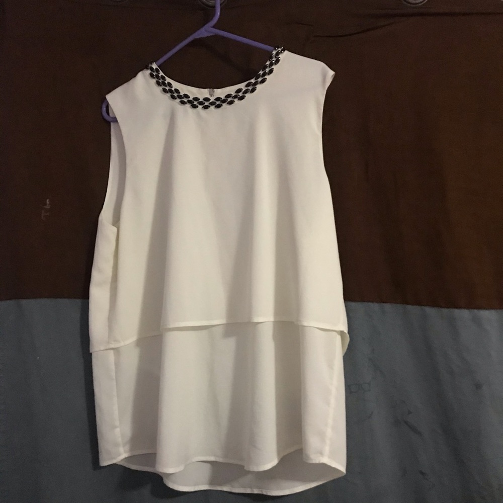 Calvin Kelvin 95% new white sleeveless top